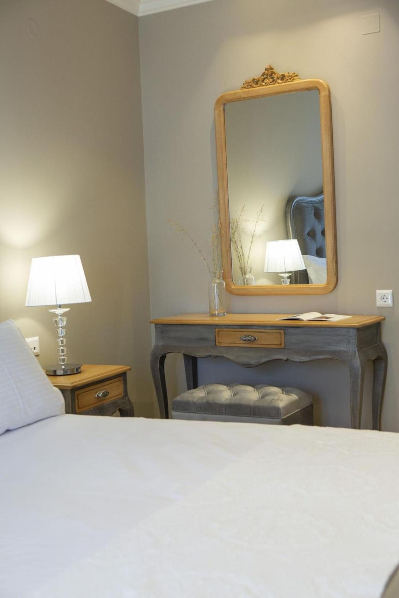 Vk Luxury Suites With Private Parking (Adults Only) נידרי מראה חיצוני תמונה