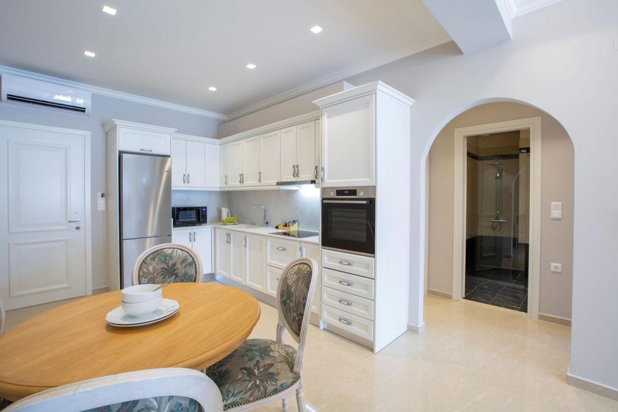 Vk Luxury Suites With Private Parking (Adults Only) נידרי מראה חיצוני תמונה
