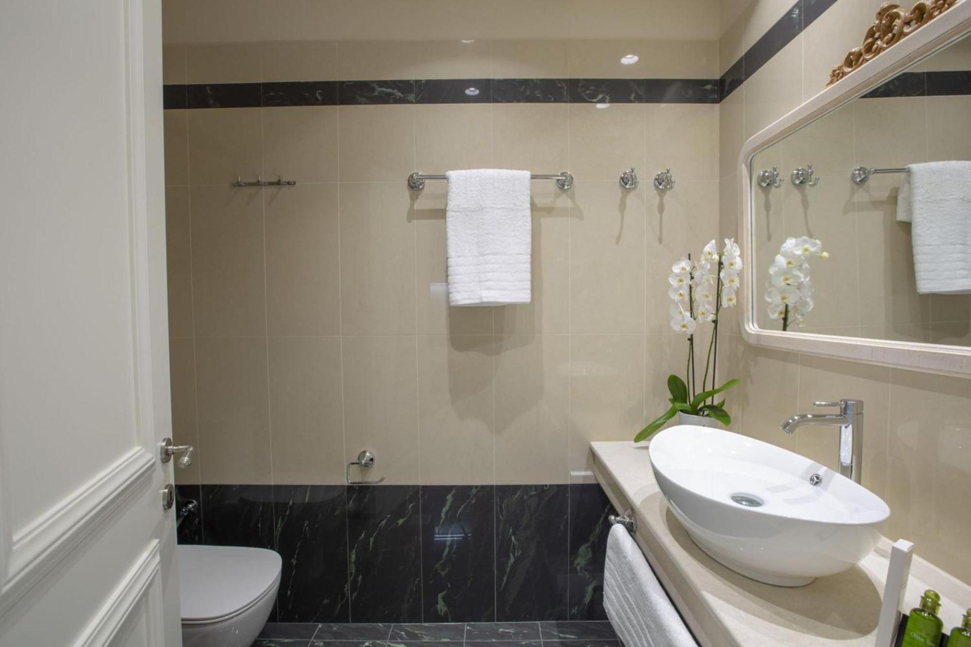 נידרי Vk Luxury Suites - Private Parking - Adults Only מראה חיצוני תמונה